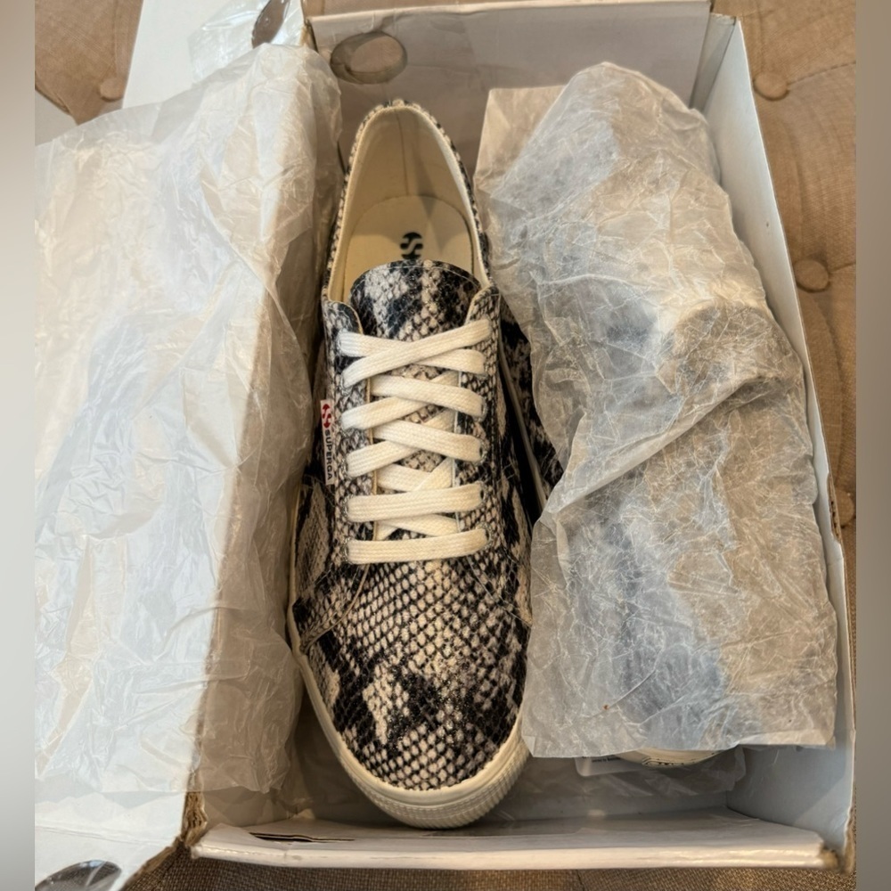 Superga 2750 Pufan Platform Sneaker (EUC) - Picture 8 of 13